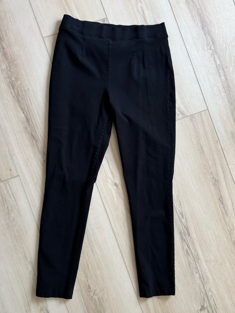 Women’s DKNY Black Skinny Pull-On Pants